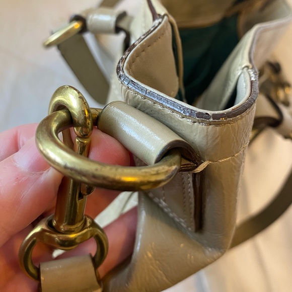 GUC Coach Chelsea Vintage Turnlock Tote - Picture 10 of 13